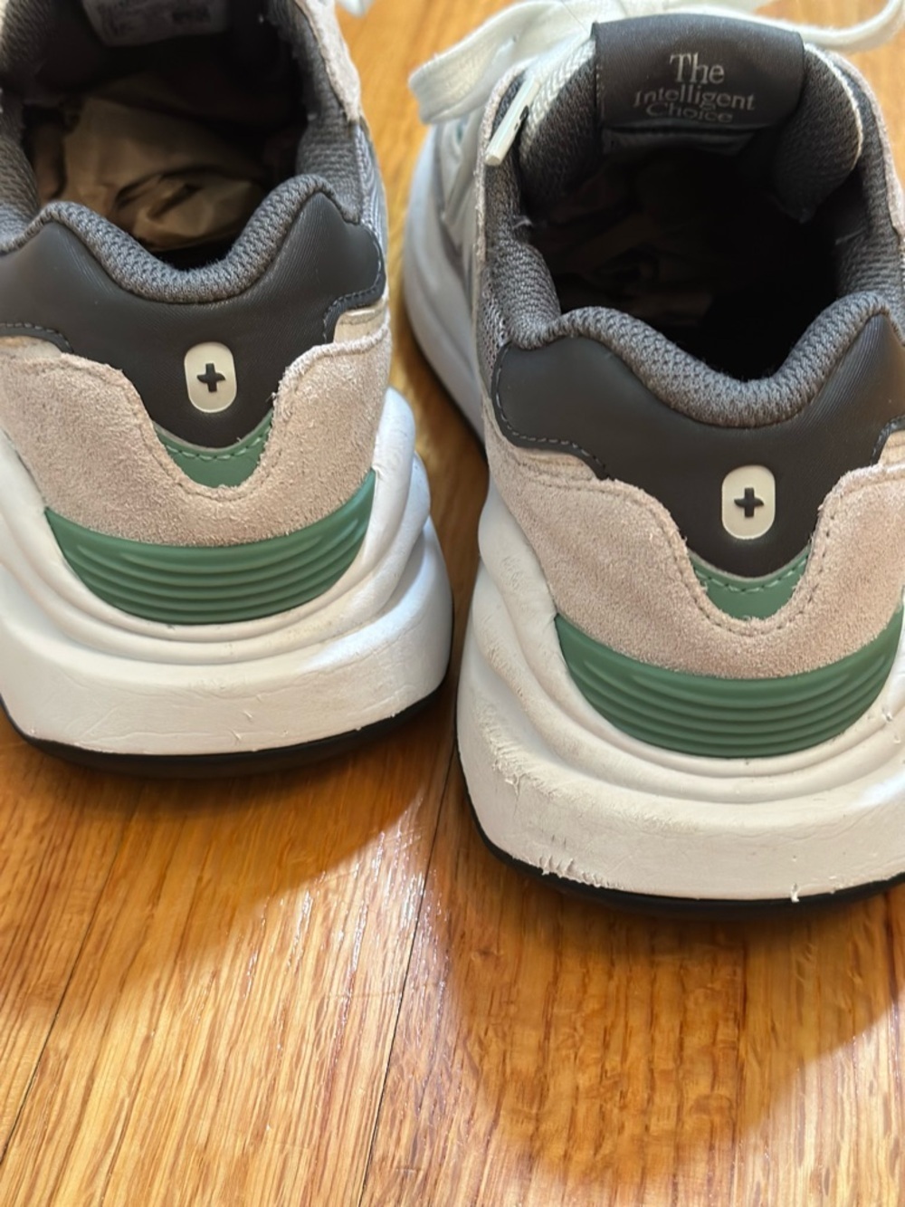 New Balance57/40 x Figs 'Eucalyptus Grey Men’s Size 5 - Picture 11 of 15